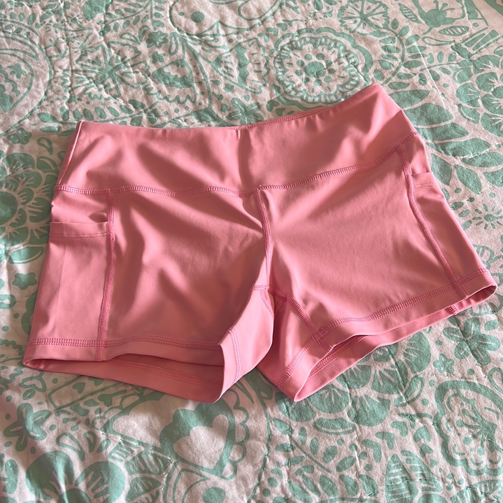 Compressive shorts